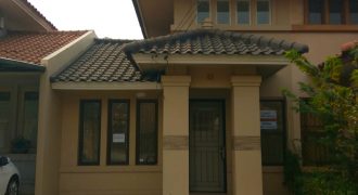 Rumah Parahyangan Lippo Karawaci Siap Huni