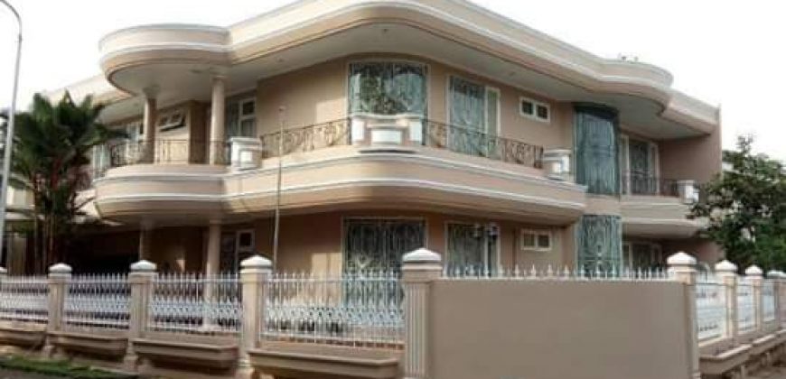 Rumah Moderndland Kota Tangerang