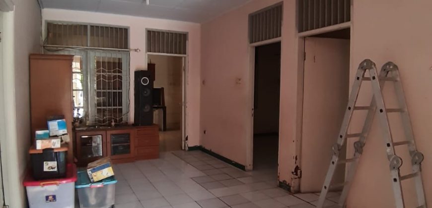 Rumah Gading Sektor Dijual Siap Huni