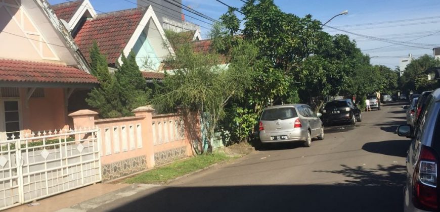 Rumah Gading Sektor Dijual Siap Huni