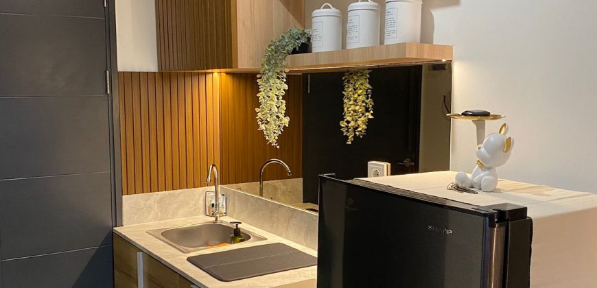 S M Property Apartemen Collins Serpong Tangerang