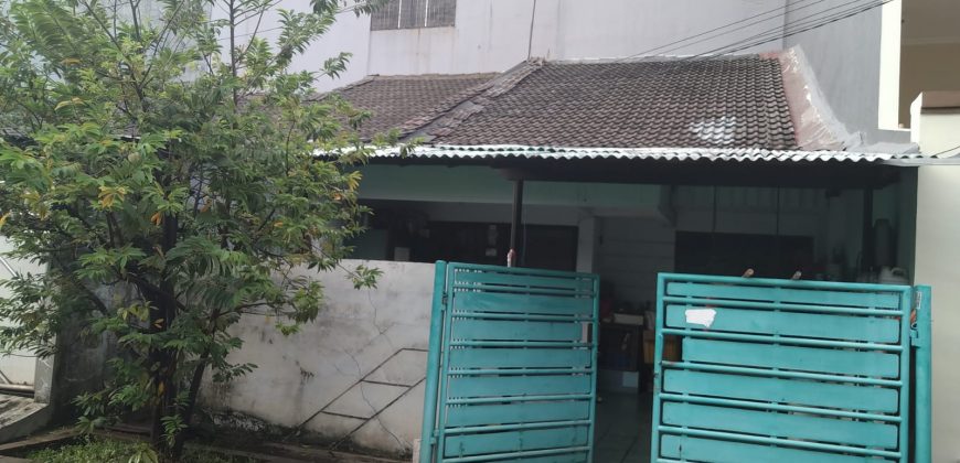 S M Property Rumah Green Garden Jakarta Barat