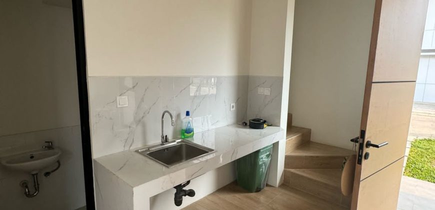 S M Property Rumah Cendana Icon Estate Lippo Karawaci Tangerang