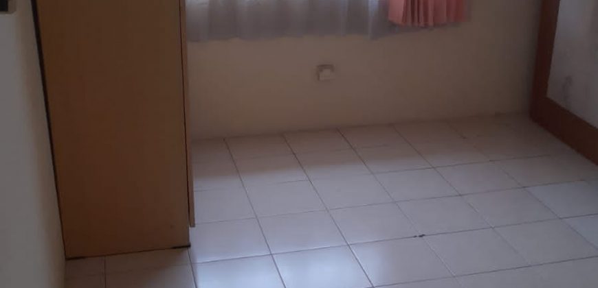 S M Property Townhouse Taman Hijau Lippo Karawaci Tangerang