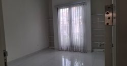 S M Property Rumah Taman Beverly Golf Lippo Karawaci Tangerang