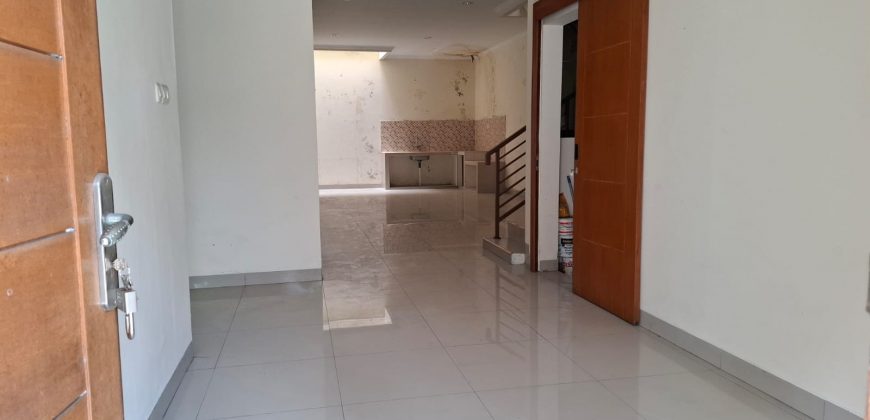 S M Property Rumah Taman Permata Milenium Lippo Karawaci Tangerang
