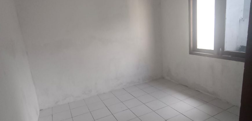 Rumah Triraksa Village Tigaraksa Tangerang