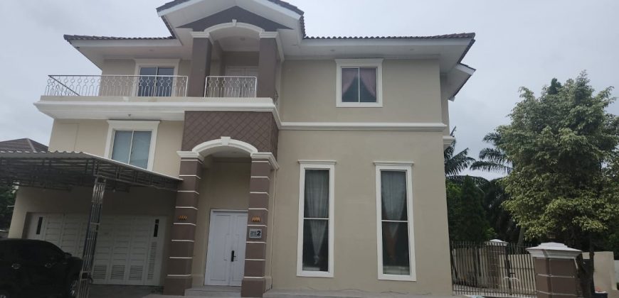 S M Property Rumah Taman Beverly Golf Lippo Karawaci Tangerang