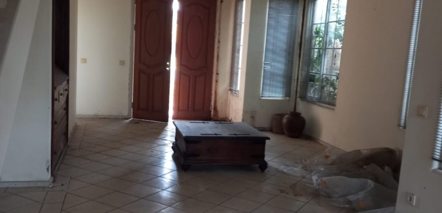 S M Property Rumah Taman Diponegoro Lippo Karawaci Tangerang