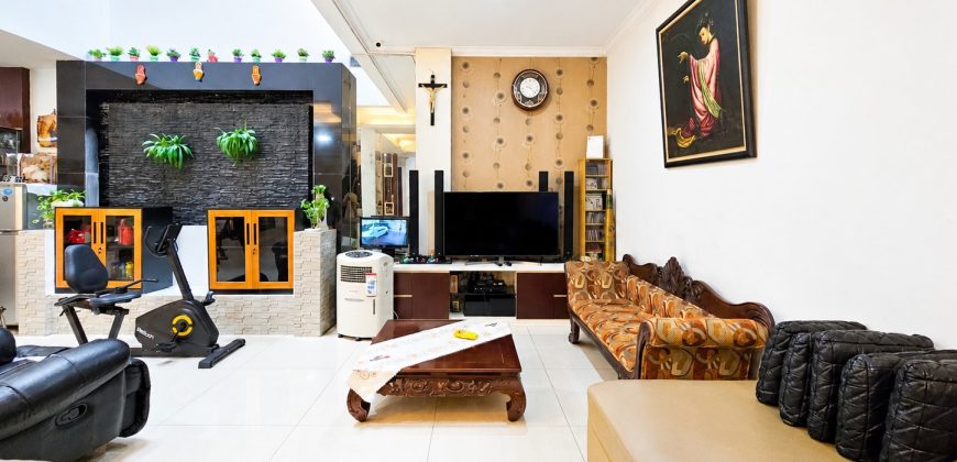 S M Property Rumah Taman Permata Buana Kembangan Jakarta Barat
